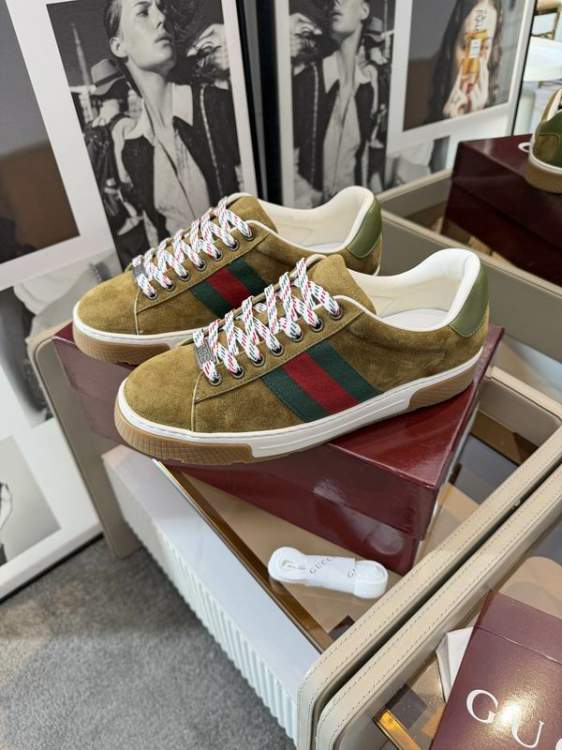 Picture of Gucci Shoes _SKUGuccisz39-45hnq12089534